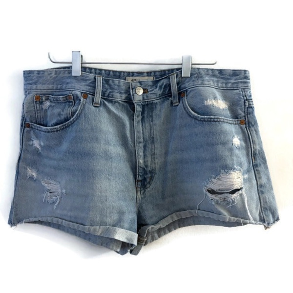 Madewell Light Blue Distressed Relaxed Jean Shorts Size 31